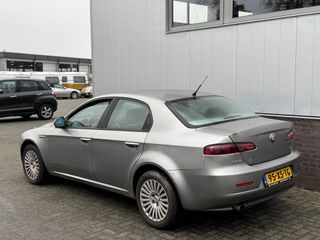 Alfa Romeo 159