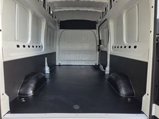 Maxus eDeliver9