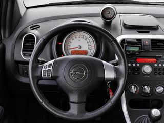 Opel Agila