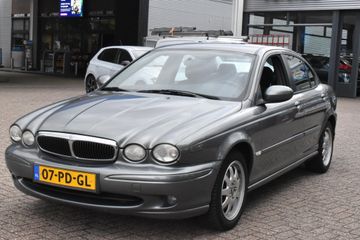 Jaguar X-Type