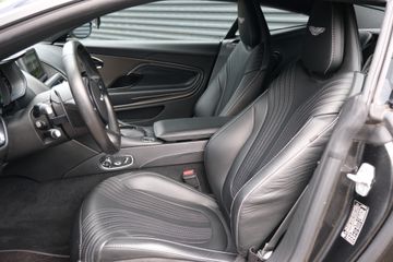 Aston Martin DB11