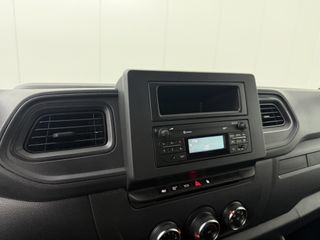 Nissan Interstar