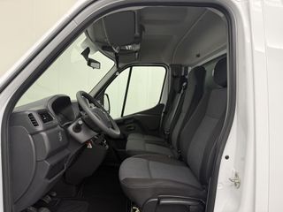 Nissan Interstar