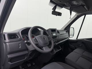 Nissan Interstar