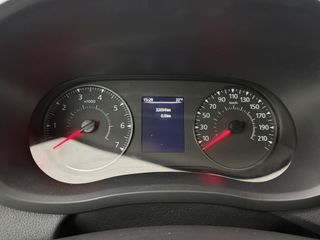 Nissan Interstar