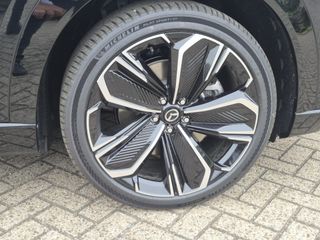 Mazda CX-6e
