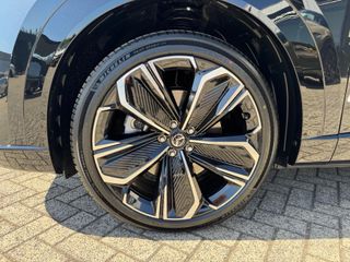 Mazda CX-6e