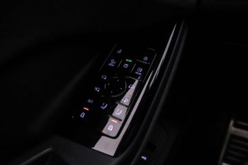 Audi SQ6 e-tron