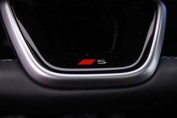 Audi SQ6 e-tron