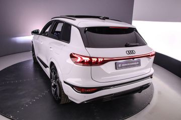 Audi SQ6 e-tron