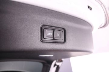 Audi SQ6 e-tron