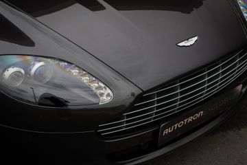 Aston Martin V8 Vantage