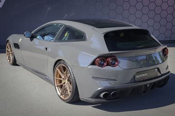 Ferrari GTC4Lusso