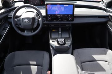 Toyota C-HR+