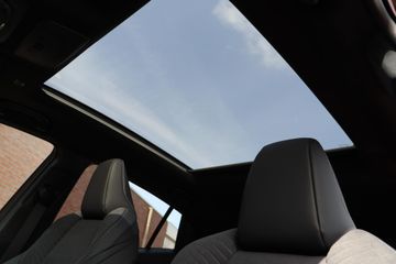 Toyota C-HR+