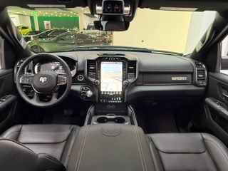 Dodge Ram Pick-Up