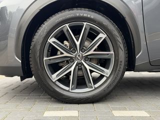 Lexus LBX