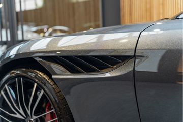 Aston Martin DBS