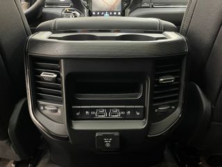 Dodge Ram Pick-Up