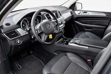 Mercedes-Benz M-Klasse