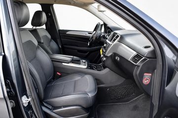 Mercedes-Benz M-Klasse