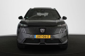 Peugeot e-5008