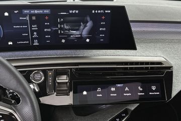Peugeot e-5008