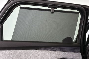 Peugeot e-5008