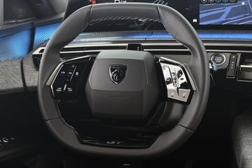 Peugeot e-3008