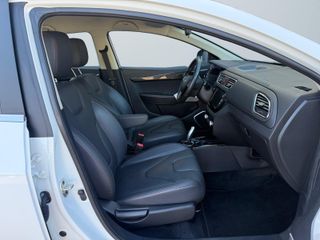 JAC iEV7S