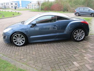 Peugeot RCZ