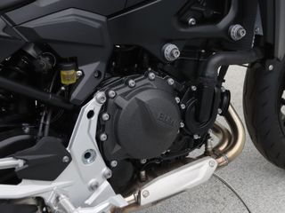 BMW F 900 R