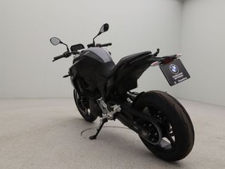 BMW F 900 R