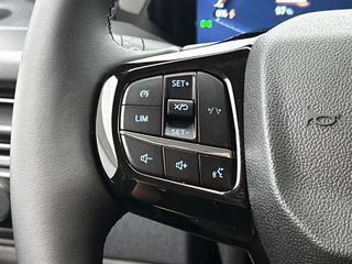 Ford E-Transit Custom