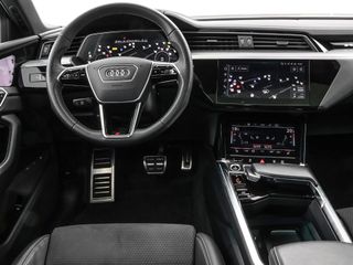 Audi Q8 Sportback e-tron