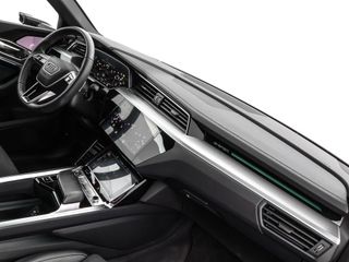 Audi Q8 Sportback e-tron