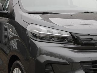 Peugeot e-Traveller