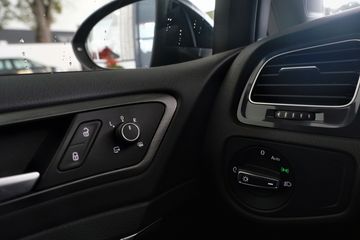 Volkswagen e-Golf