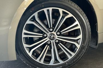 Toyota Corolla Touring Sports