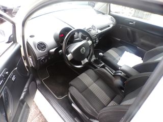 Volkswagen New Beetle
