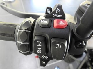 BMW R 12