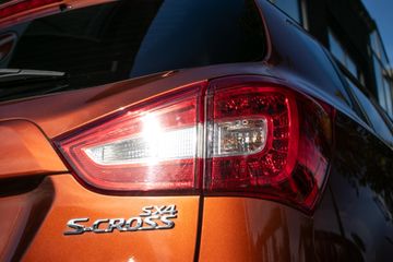 Suzuki S-Cross