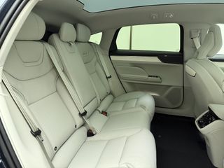 Volvo ES90