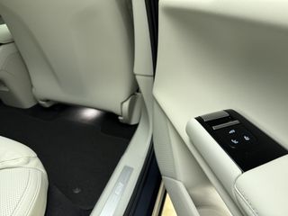 Volvo ES90