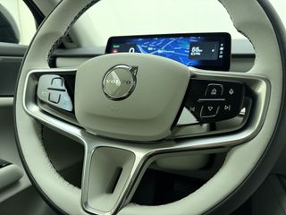 Volvo ES90