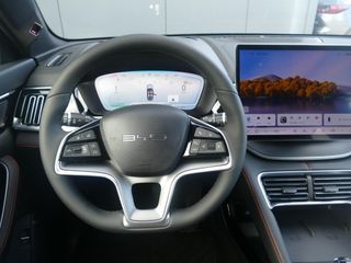 BYD SEAL U