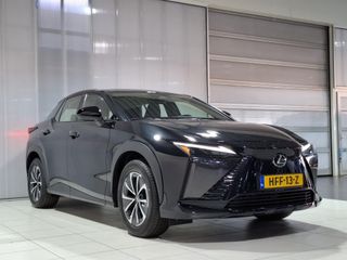 Lexus RZ