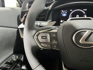 Lexus RZ