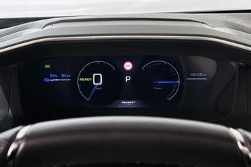Peugeot e-2008