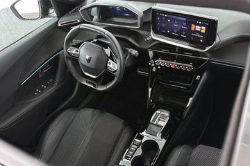 Peugeot e-2008